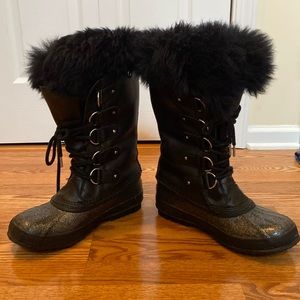 Sorel Joan of Arctic Lux Size 10.5 — Fits Size 10 with Socks!